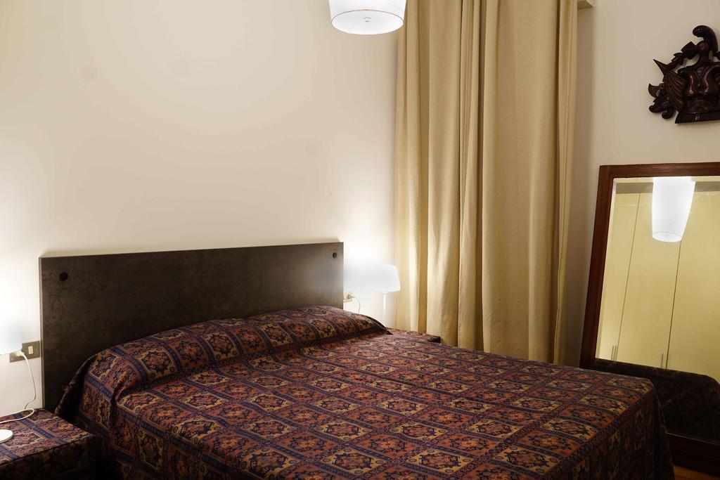 La Maisonette Et Son Jardin Венеция Екстериор снимка